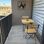 Comfortable And Centrally Located Apartment
